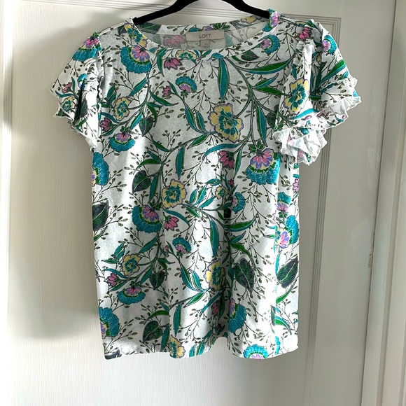 LOFT Floral Tiered Ruffle Sleeve Tee Size L - Picture 1 of 4